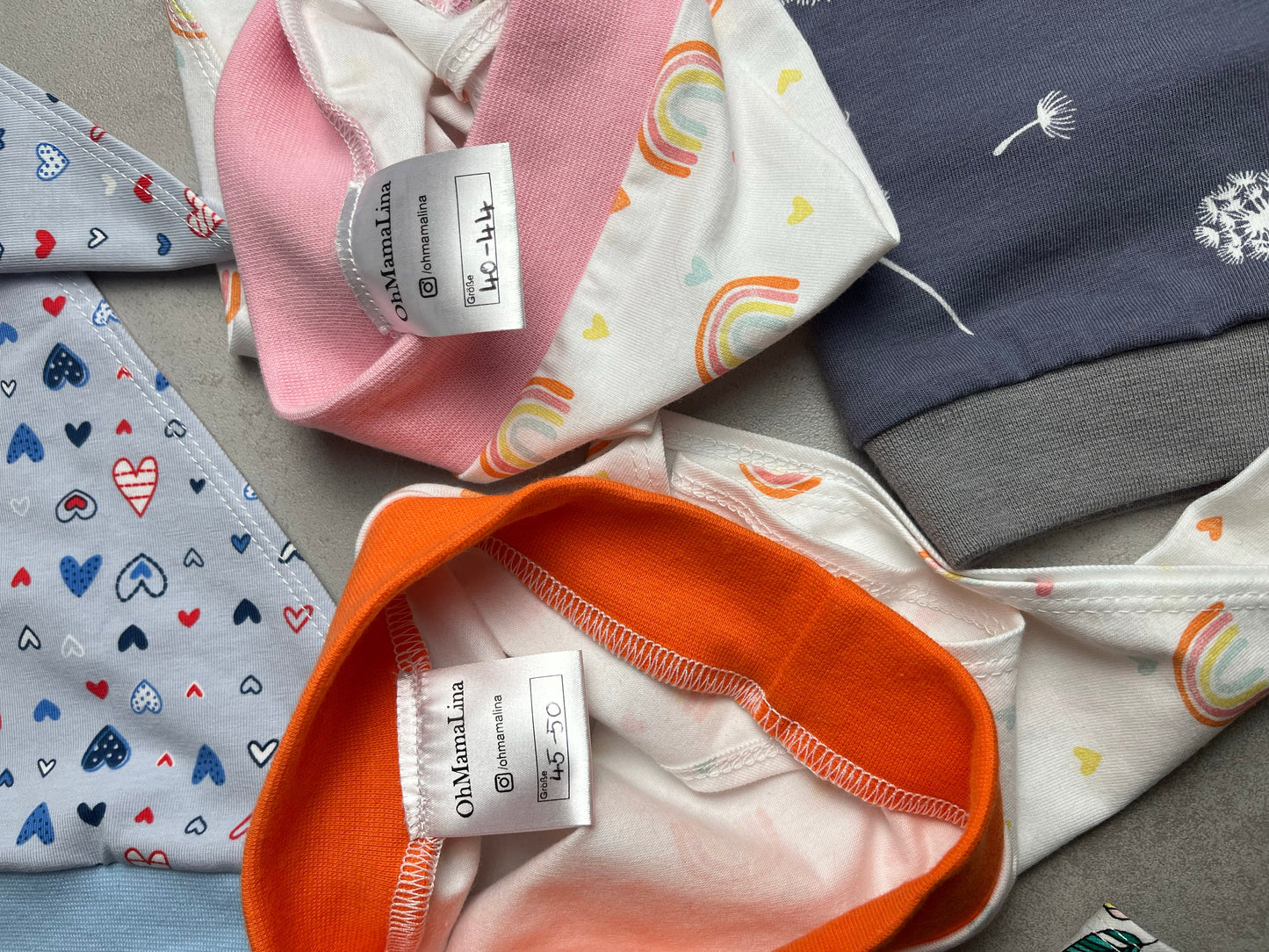Handgemachtes Kinder Kopftuch mit Nackenschutz – Nahansicht Bündchen & Textiletikette von innen, alle Muster | OhMamaLina